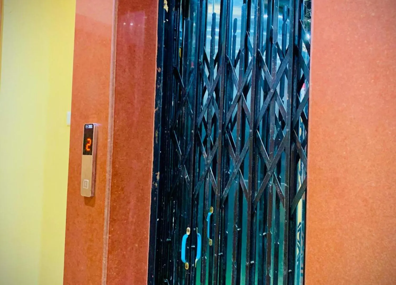 Hotel Heaven Heritage Varanasi